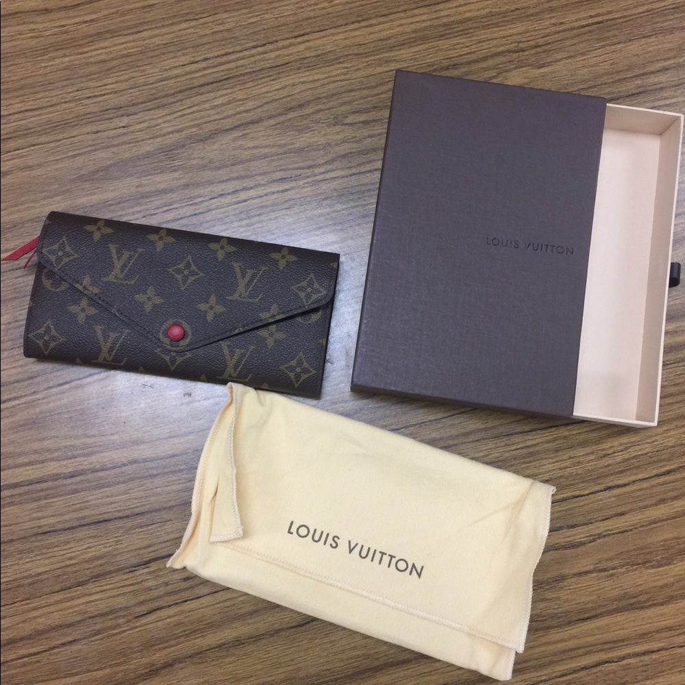 Authentic LOUIS VITTON wallet